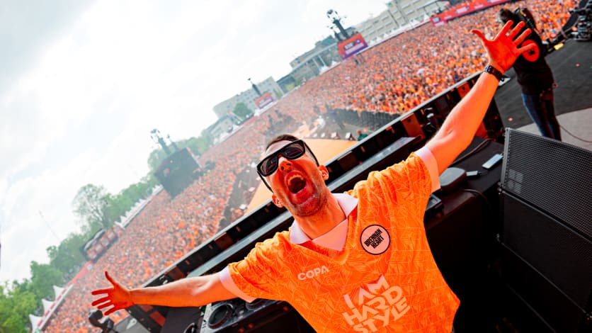 Beuken met Brennan Heart op 538 Koningsdag!