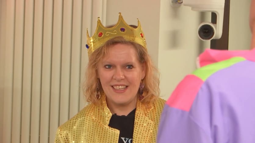 Gabbers & koningingen in de villa!