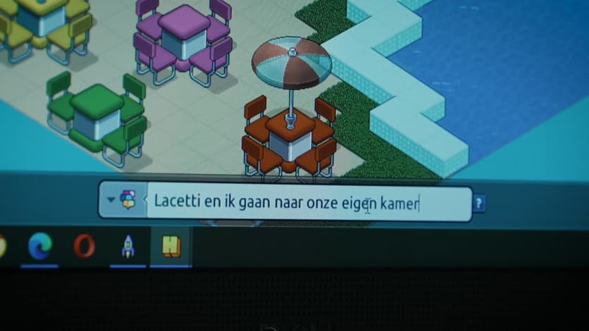 Wie is 'sterretje44'?